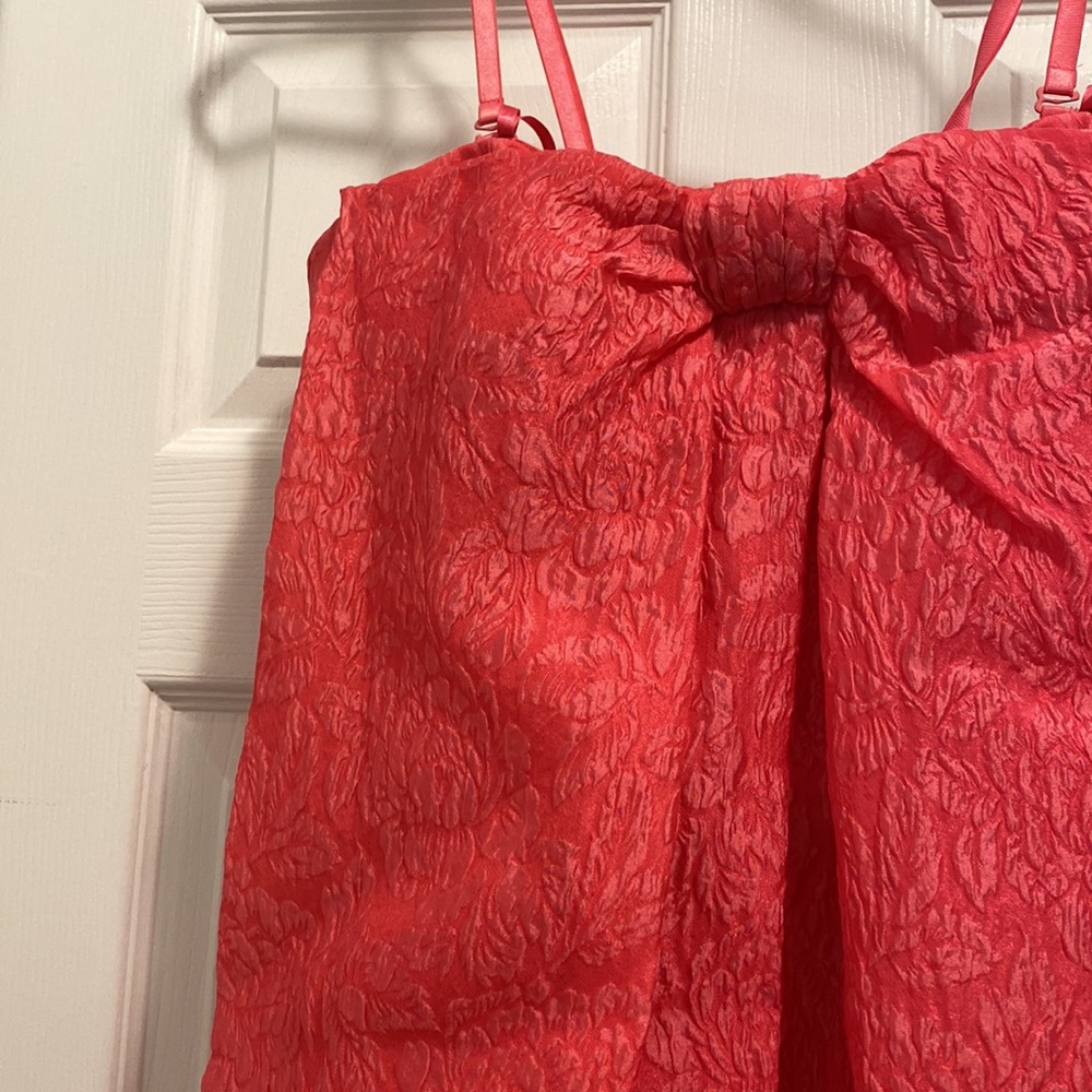 NWT BCBG bright raspberry dress with bow. Size 8 - Picture 2 of 11